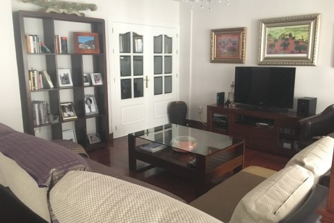 Piso amplio y comodo muy centrico — photo 8