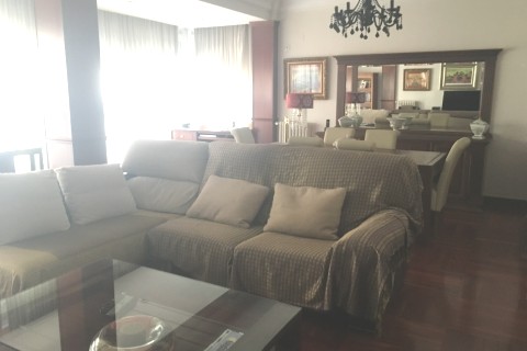 Piso amplio y comodo muy centrico — photo 10