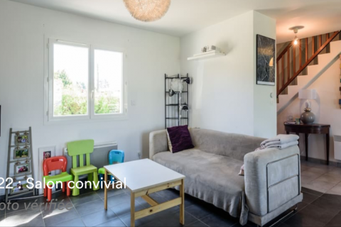 Grande maison familiale avec une vue extraordinaire — photo 9