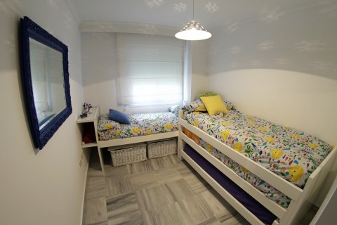 APARTAMENTO CON JARDIN PRIVADO EN URBANIZACIÓN DE PUERTO BANUS - MARBELLA — photo 22