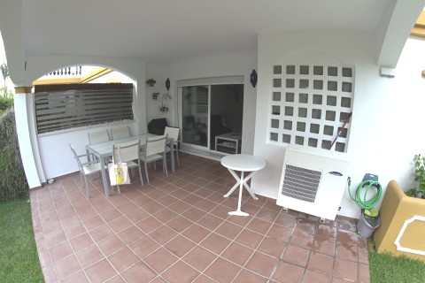 APARTAMENTO CON JARDIN PRIVADO EN URBANIZACIÓN DE PUERTO BANUS - MARBELLA — photo 24