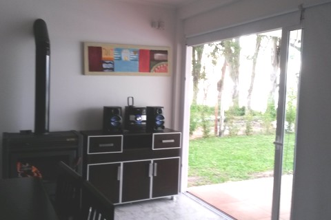 Casa sobre Rio Parana, zona agreste. — photo 19