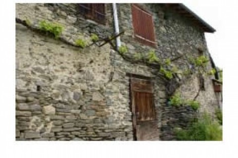 EN: The house is located in Tignac,... — photo 17