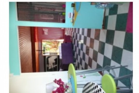 Jolie maison créole en bois, avec ... — photo 3