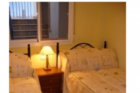 Apartamento planta baja con jardin ... — photo 10