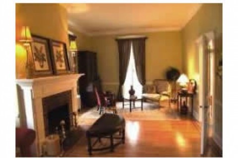 Beautiful Large Victorian Home in B... — photo 2