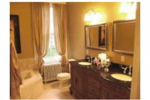 Beautiful Large Victorian Home in B... — photo 4