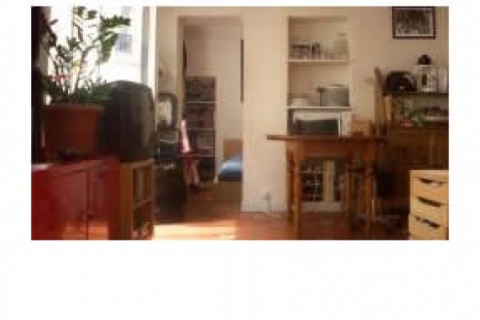 We are living in a nice apartment in Paris — photo 3