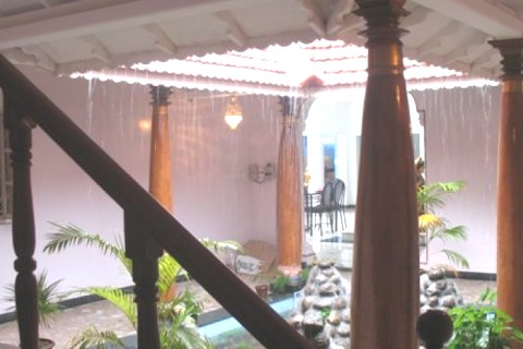 Petit Palais à Manjakuppam, Inde du sud — photo 7