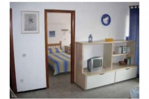Apartamento situado a 350 m de la p... — photo 4