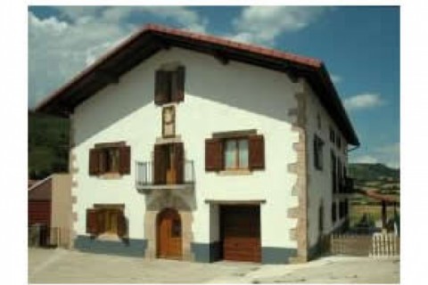 It is a traditional house with beau... — photo 9