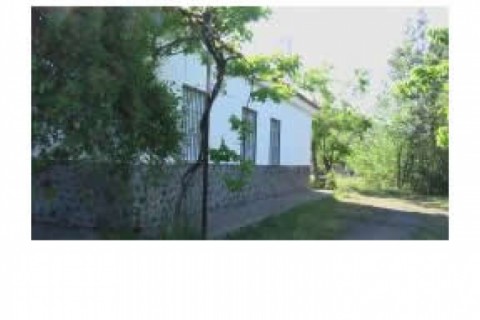 La casa tiene cuatro dormitorios , ... — photo 11