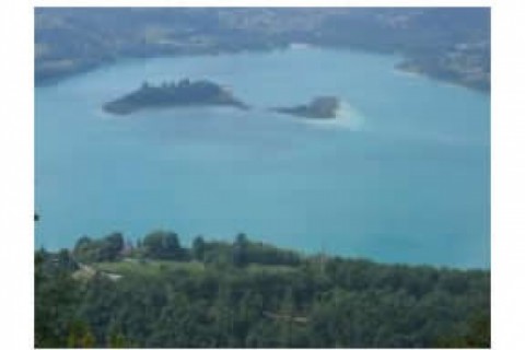 Ancien hôtel au bord du lac d'Aiguebelette entre Lyon, Chambery, Turin et Genève. — photo 14