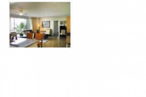 This is a fantastic two bedroom apa... — photo 8