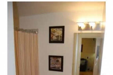 We have a two bedroom, one bathroom... — photo 5