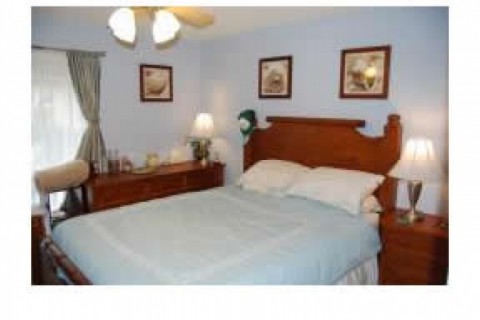 We have a two bedroom, one bathroom... — photo 7