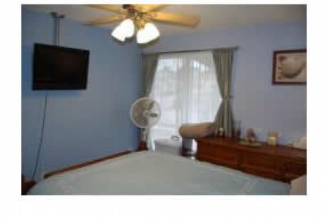 We have a two bedroom, one bathroom... — photo 8