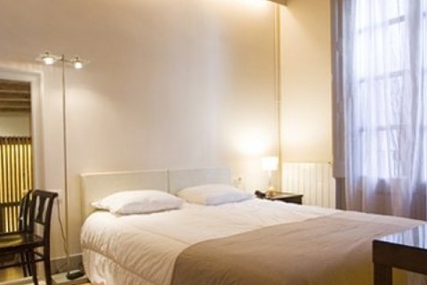 Precioso apartamento en Plaza Cataluña — photo 2