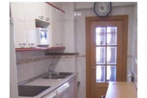 Piso de tres habitaciones, salón, ... — photo 3