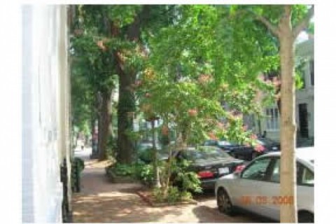 This is a 1650 square feet townhous... — photo 2