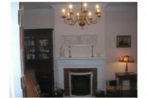 This is a 1650 square feet townhous... — photo 4