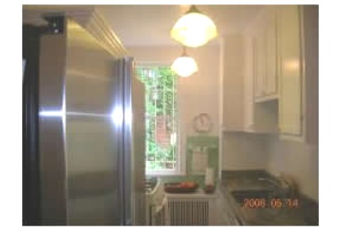 This is a 1650 square feet townhous... — photo 6