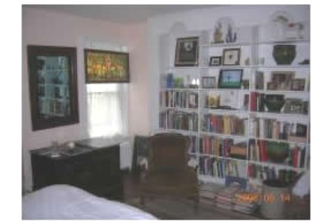 This is a 1650 square feet townhous... — photo 8