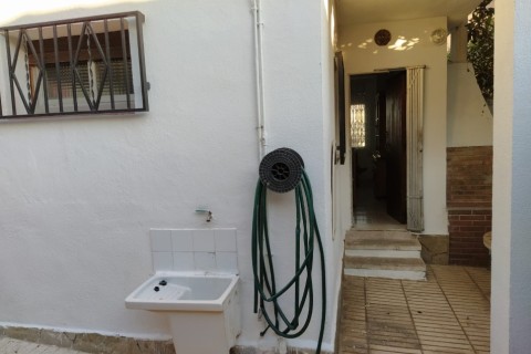 Sunny detached house with tubular swimming pool, garden and BBQ, near beach — photo 29