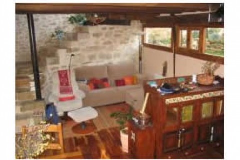 Casa de piedra con balconada, porch... — photo 5