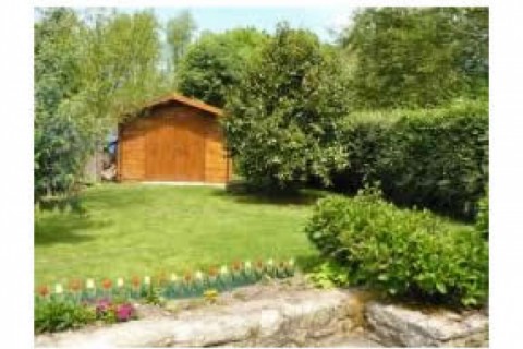 La maison se situe dans un petit bo... — photo 3