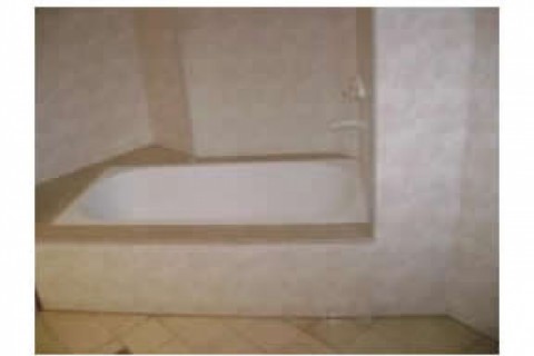 Primer piso. 2 baños 1 antebaño, ... — photo 16