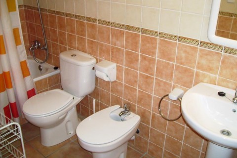 Chalet adosado en urbanización privada. — photo 8