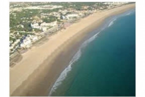 Apartamento en urbanización a 100 mts de la playa — photo 3