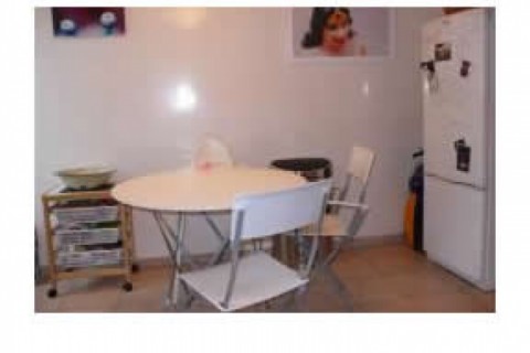 Appartement au 4e étage sans ascenseur - Paris — photo 3