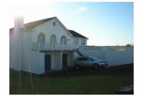 A striking bungalow ideal for a fam... — photo 2