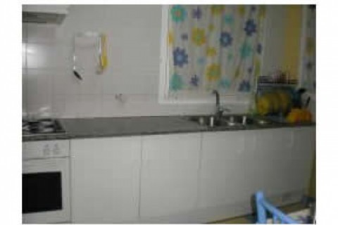 Bonito piso con 2 habitaciones: 1 d... — photo 3