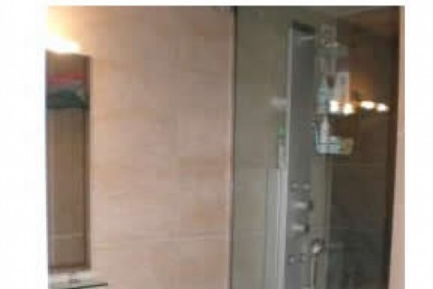 Bonito piso con 2 habitaciones: 1 d... — photo 4