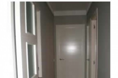 Bonito piso con 2 habitaciones: 1 d... — photo 8