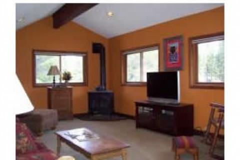 This is a beautiful home located ab... — photo 2