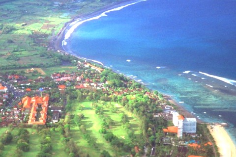 Maison en plein centre ville de Sanur — photo 2