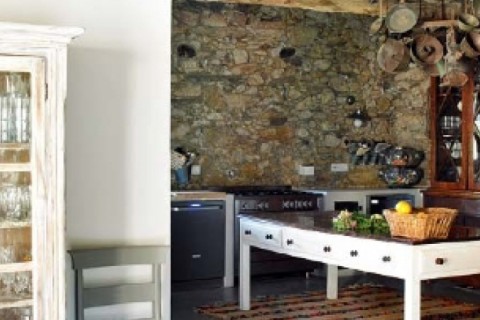 Beautiful and spacious country house on the hillside — photo 4