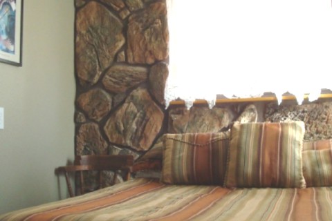 PIKES PEAK CABIN BY GARDEN OF THE GODS — photo 13