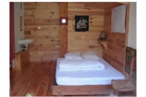 Maison bois ecologique dans un cadr... — photo 10