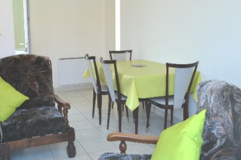 Maison au centre de St Gilles croix... — photo 3