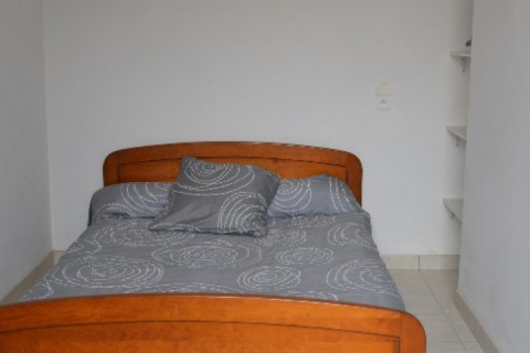 Maison au centre de St Gilles croix... — photo 9