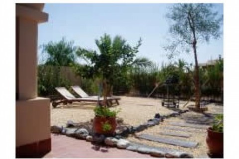 Es una casa con 2 habitaciones, 2 b... — photo 10