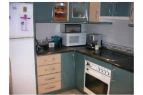 Es un piso reformado, con 2 dormito... — photo 3