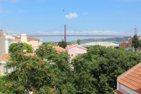 Apartamento em Belem - Lisboa - Vista de Rio — photo 3