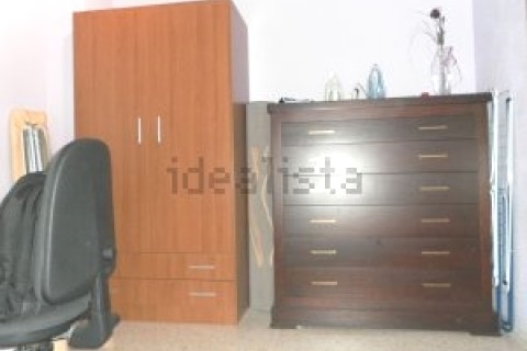 Mi casa está en Mérida y busco piso en Barcelona — photo 3