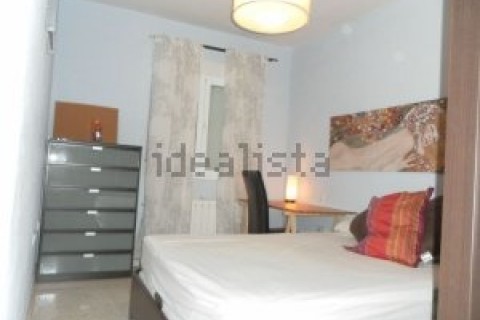 Mi casa está en Mérida y busco piso en Barcelona — photo 4